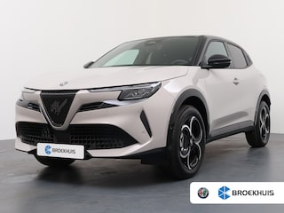 Alfa Romeo Junior Ibrida Automaat