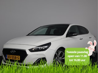 Hyundai i30 Fastback 1.4 T-GDI Premium | Panorama dak | 18"