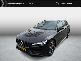 Volvo V60 2.0 B3 Momentum Advantage | Trekhaak | Lederen Bekleding | Stoelverwarming | Achteruitrijcamera | Parkeersensoren | BLIS | Cruise Control Adaptief | Verwarmde Voorruit | Navigatie | Apple Carplay | Android Auto