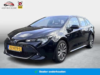 Toyota Corolla Touring Sports 1.8 Hybrid First Edition / Trekhaak / Adaptive Cruise / Camera / Navigatie / Dealeronderhouden / 1e Eigenaar / Full LED /