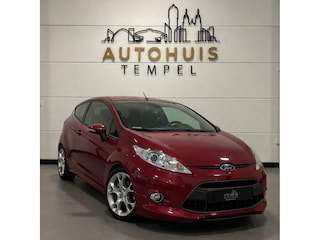 Ford Fiesta 1.6 Ghia Airco Leder 17 Inch Nwe Apk Elektrische Ramen Isofix