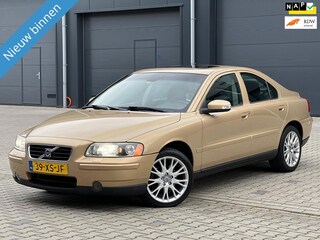 Volvo S60 2.4 Drivers Edition Schuif-Kanteldak Lmv