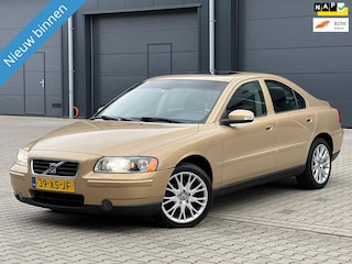 Volvo S60 2.4 Drivers Edition Schuif-Kanteldak Lmv