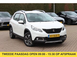 Peugeot 2008 1.2 PureTech Allure 110pk / Nieuwe distr.riem!! / Trekhaak / Navigatie / Half leder / 16'' / Getint glas / Cruise Control / Climate Control / CarPlay