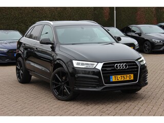 Audi Q3 2.0 TFSI quattro Design Pro Line Plus / Leder&Alcantara / Parkeerhulp V+A / Keyless / 20'' / Navigatie / DAB / Stoelverwarming / Cruise Control