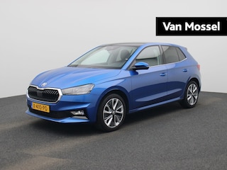 Skoda Fabia 1.0 TSI Business Edition 95 PK | Stoelverwarming | Parkeersensoren | Achteruitrijcamera | Adaptieve Cruise Control | Navigatie | Apple Carplay & Android Auto | Glazen Dak | Climate Control |