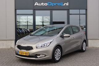 Kia Ceed 1.6 GDI Comfort Pack 135pk 5drs. Airco, NAVI, Cruise, Trekhaak