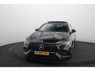 Mercedes-Benz CLA Shooting Brake 200 Business Solution AMG | Panoramadak | Sfeerverlichting | Carplay&Android | Camera