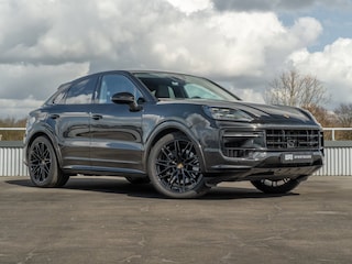 Porsche Cayenne 3.0 E-Hybrid | Model 2024 | Sportdesign |achteras best.