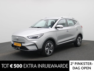 MG ZS EV Standard Range Comfort 50 kWh | Climate Control / ECC | Cruise control Standaard | Connectiviteit af fabriek | Navigatie | Stoelverwarming | LED koplampen | Park Distance Control achter | Achteruitrijcamera | Dakrailing |