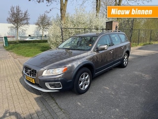 Volvo XC70 2.4 D5 Momentum