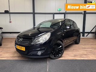 Opel Corsa 1.4-16V Color Edition