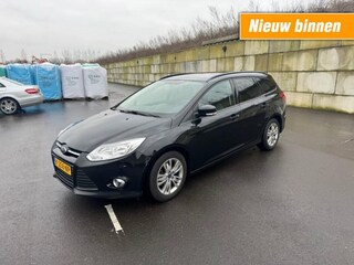 Ford Focus Wagon 1.0 EcoBoost Titanium