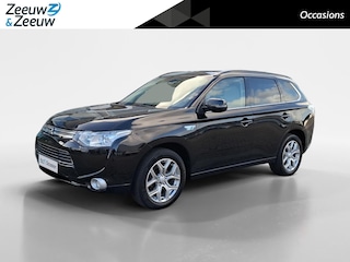 Mitsubishi Outlander 2.0 PHEV Instyle | LAGE KILOMETERSTAND | LEDER | SCHUIFDAK | 12 MAANDEN BOVAG GARANTIE |