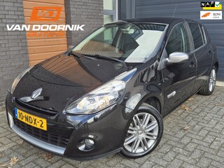 Renault Clio 1.6 20th Anniversary Automaat/5-Deurs/Nieuwe Disitributieriem/Nieuwe APK