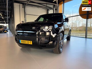 Land Rover Defender 110 2.0 P300e 110 X-Dynamic SE