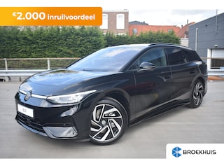 Volkswagen ID.7 Tourer Pro Limited Edition | Achterbank in ongelijke delen neerklapbaar incl. middenarmsteun en doorlaadmogelijkheid | Afstandscontrolesysteem (Front Assist), met voetgangers- en fietsersherkenning | Airconditioning automatisch, 2-zone (Climatronic)