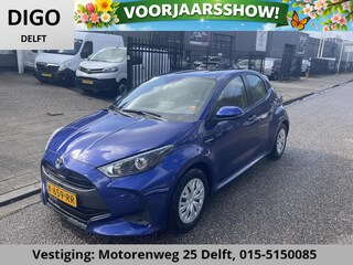 Toyota Yaris 1.5 Hybrid Active . Dealer onderhouden . Apple Carplay & AndroidAUTO . Camera