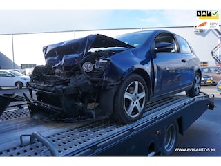 Volkswagen Golf 1.4 TSI Comfortline, Voorschade!