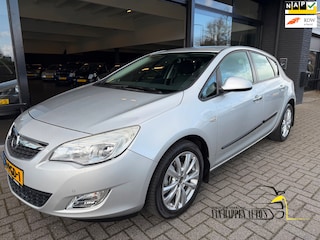 Opel Astra 1.6 Edition / Automaat / APK 3-2027