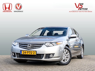 Honda Accord 2.0 Sedan Special Edition | NL auto | Dealeronderhouden | Trekhaak | Climate control | Cruise control | Achteruitrijcamera | Stoelverwarming