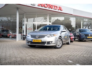 Honda Accord 2.0 Sedan Special Edition | NL auto | Dealeronderhouden | Trekhaak | Climate control | Cruise control | Achteruitrijcamera | Stoelverwarming