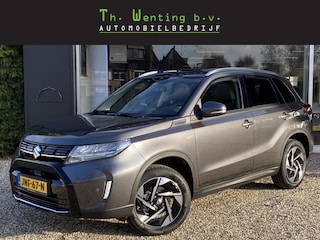 Suzuki Vitara 1.5 Hybrid Style | Panoramadak | Adaptieve Cruise Control | Keyless Entry | Stoelverwarming | Achteruitrijcamera | Navigatie | Apple Carplay/Android Auto |