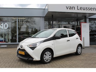 Toyota Aygo FUN 5-DEURS 4-S BANDEN AIRCO EL-RAMEN BLUETOOTH CENTR. PORTIER VERGR. MET AFSTANDSBEDIENING