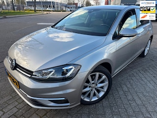 Volkswagen Golf 1.0 TSI 2018 DSG HIGH-LINE LED ACC KEYLESS NAP LUXE ALCANTARA