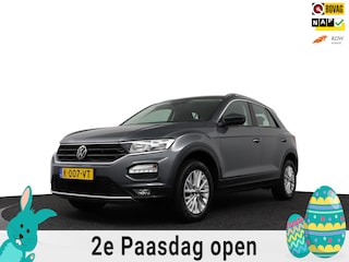 Volkswagen T-Roc 1.5 TSI 150pk Style Business Trekhaak/Camera/Winterpakket/Trekgew. 1500 kg