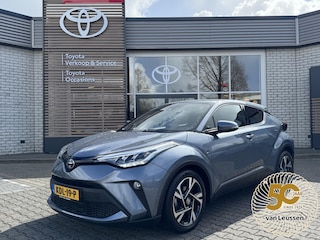 Toyota C-HR 1.8 HYBRID STYLE STOELVERW BLIND-SPOT PARK-SENSOREN NAVI APPLE/ANDROID KEYLESS 18" LM-VELGEN ALL-SEASONS