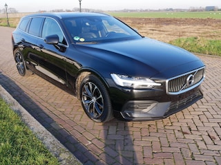 Volvo V60 2.0 D3 Momentum Pro AUT NAVI CAMERA ** 14999 NETTO **