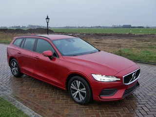 Volvo V60 2.0 D3 Momentum AUT. CLIMA ** 10299 NETTO **