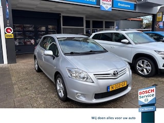 Toyota Auris 1.6 DYNAMIC