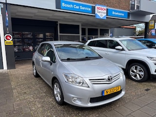 Toyota Auris 1.6 DYNAMIC