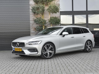 Volvo V60 2.0 D4 Momentum Clima 19 inch velgen Camra elektrische achterklep