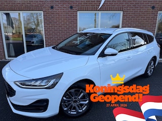 Ford Focus Wagon 1.0 Ecoboost Hybrid Titanium TREKHAAK / GROOT.NAVI / CARPLAY / A