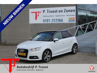 Audi A1 Sportback 1.0 TFSI S-Line Stoelverwarming/Climate control/Bluetooth/Radio/Elektrische ramen/Licht metalen 17'' velgen/Centrale deurvergrendeling