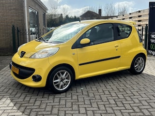 Peugeot 107 1.0-12V XR | airco | lm velgen | nieuwe apk keuring !