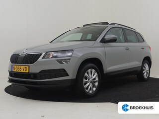 Skoda Karoq 1.0 TSI Business Edition 110Pk | Glazen Panorama-dak | Stoelverwarming | Apple carplay Android auto | Airco automatisch | Navigatie | DAB | Cruise control  16"LMV