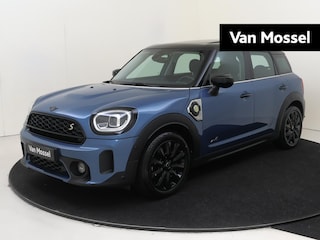 Mini Countryman 1.5 Cooper S E ALL4 | Panoramisch Glazen Schuif-/Kanteldak | Head-up Display | Camera | 18" LMV | Full-Map Navigatie | Licht- & Regensensor | Cruise Control | LED-Verlichting | Sportstoelen | Apple Carplay & Android Auto