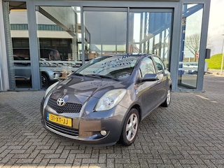 Toyota Yaris 1.3 VVTI LUNA LMV AIRCO ECC 5DEURS TREKHAAK