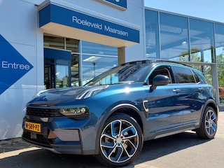 Lynk & Co 01 1.5 Plug-In Hybrid | Origineel NL | Navi | Apple Carplay+Android Auto | Adap.Cruise | Panorama Schuifdak | Keyless Entry | Pdc V+A+Assist+Camera | Dodehoek+Rijstrooksensor | Privacy Glass
