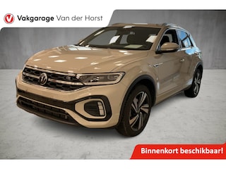 Volkswagen T-Roc 1.5 150 pk TSI DSG R-Line Edition Automaat Winterpakket, Adapt. Cruise Control, Climate Control, Camera, CarPlay