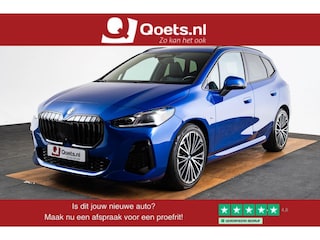 BMW 2-serie Tourer 220i M Sport - Trekhaak - Panoramadak - Driving Assistant Professional - Head up - Harman Kardon - Sportstoelen - INNOVATION PACK - Elektrisch verwarmde voorstoelen - Getinte Ruiten -