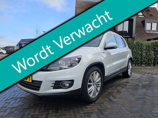 Volkswagen Tiguan 1.4 TSI R-Line 122pk 2e eig. Clima Navi PDC Pano Xenon
