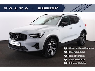 Volvo XC40 B3 Plus Dark - Panorama/schuifdak - IntelliSafe Assist & Surround - Harman/Kardon audio - Adaptieve LED koplampen - Parkeercamera achter - Parkeersensoren voor & achter - Elektr. bedienb. voorstoelen met geheugen links - Draadloze tel. lader - Extra getint glas - Elektr. inklapbare trekhaak - 18' LMV