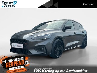 Ford Focus 2.3 EcoBoost ST-3 | 280 PK | Launch control | Recaro stoelen | 19" inch lichtmetalen velgen | Navigatie | Parkeersensor voor en achter | Achteruitrijcamera | Bang & Olufsen audio | Stoelverwarming | Voorruitverwarming | Draadloos opladen mobiel | Cruise control | 12 maanden garantie! |