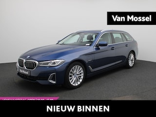 BMW 5-serie Touring 520e 150kW | PANORAMADAK | ACHTERUITRIJCAMERA 360° | LEDER INTERIEUR | GROOT NAVIGATIE | CLIMATE CONTROL | LED VERLICHTING | TREKHAK WEGKLAPBAAR |