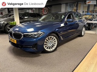 BMW 5-serie Touring 530e Business Edition Plus / trekhaak / Leder / pdc / 360 camera